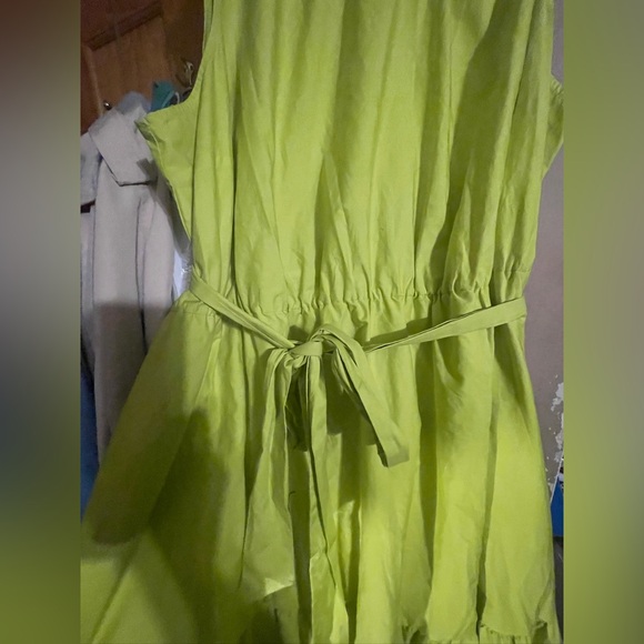 Ava & Viv Lime Green Maxi Dress - Picture 3 of 5